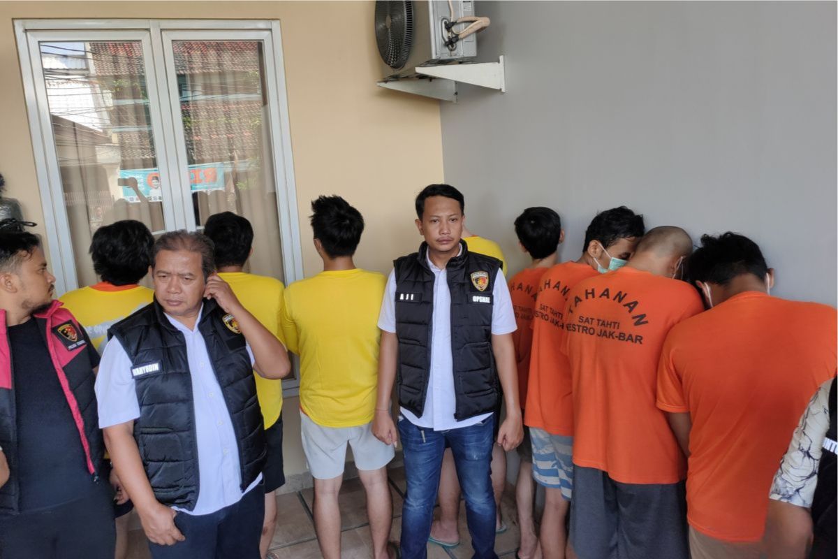 Polisi tetapkan 8 tersangka kasus rekening penampungan judol